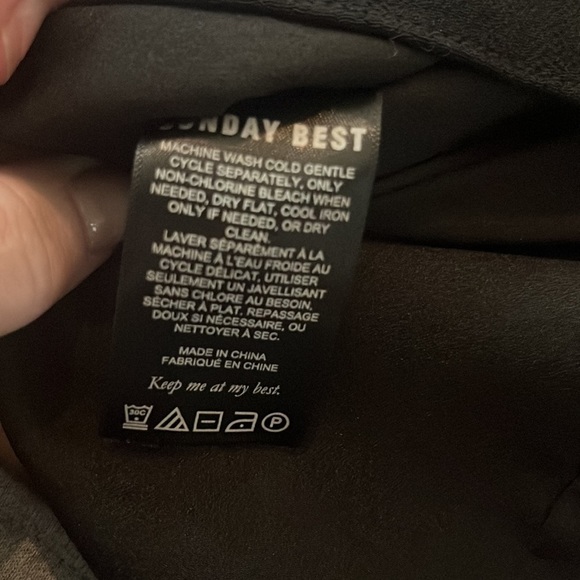 ARITZIA SUNDAY BEST LBD, size small - Picture 6 of 7